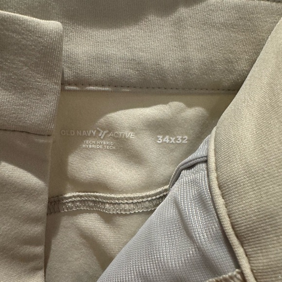 3 pairs of Old Navy Hybrid pants. 34x42 - Picture 7 of 7